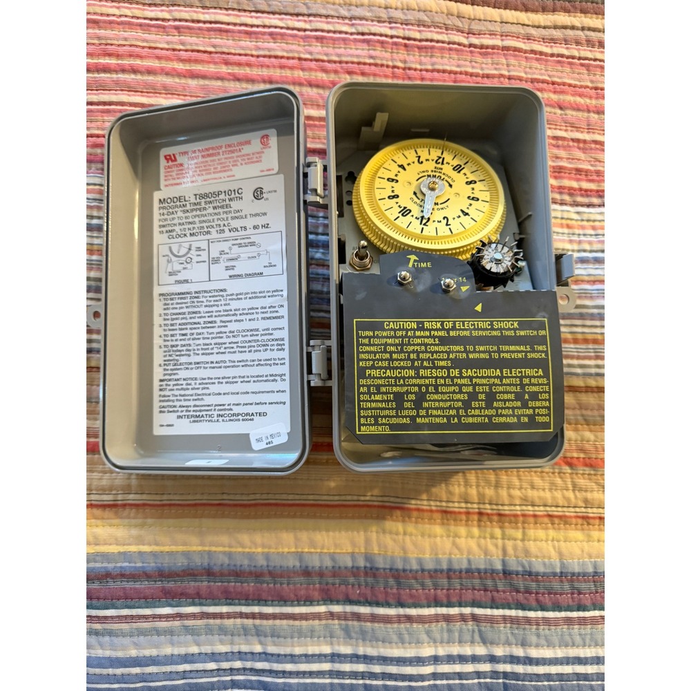 Intermatic T8805P101C 14-Day Skipper Time Switch 125V 15A Rainproof Enclosure
